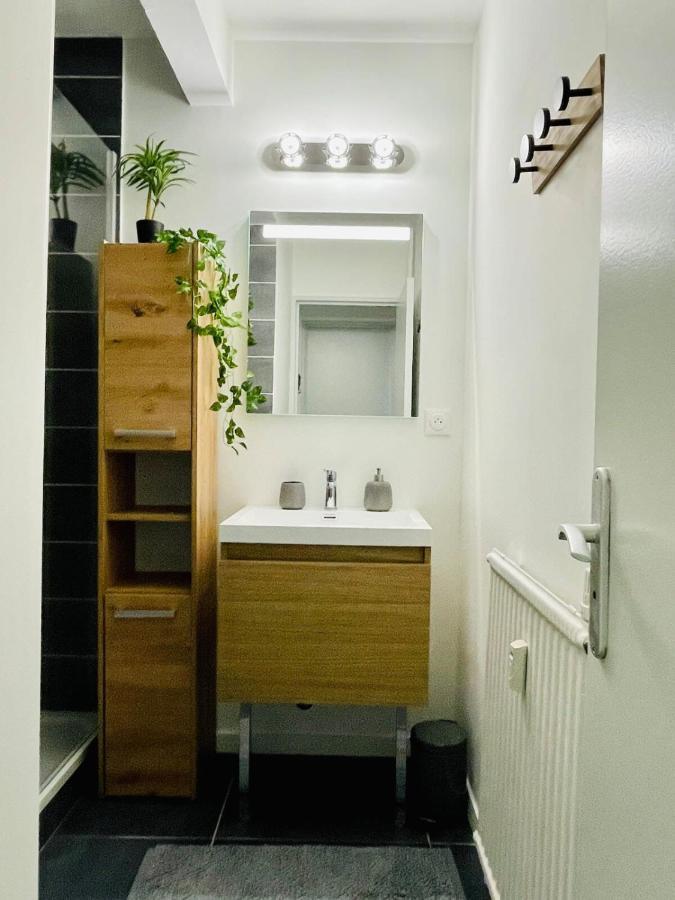 T2 Calme Et Refait A Neuf Limoges Bords De Vienne Apartamento Exterior foto